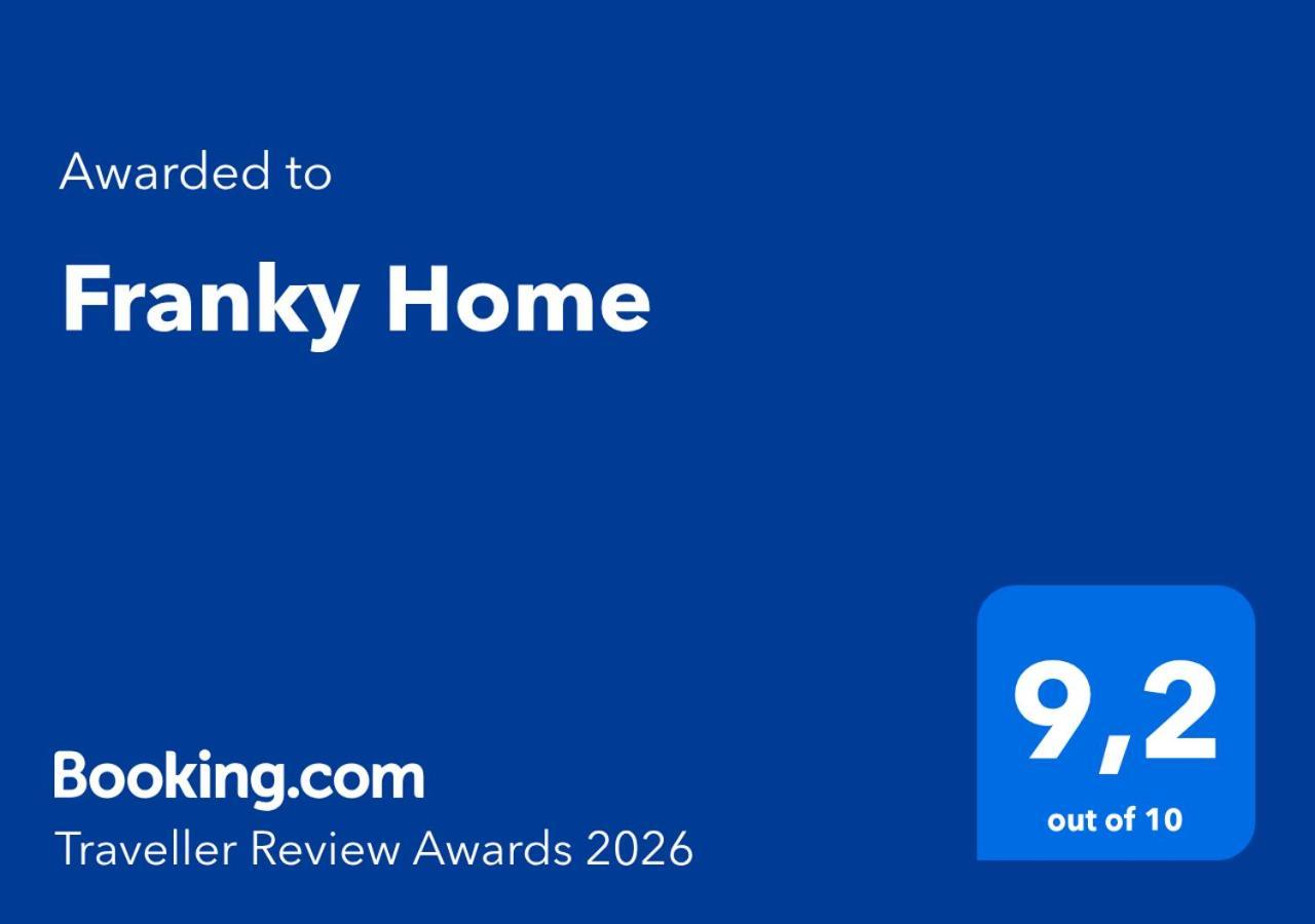 Franky Home — Foto’s 2